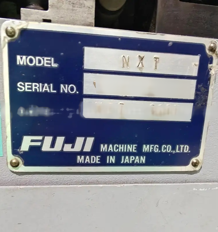 Photo Used VARIOUS Lot of equipment For Sale