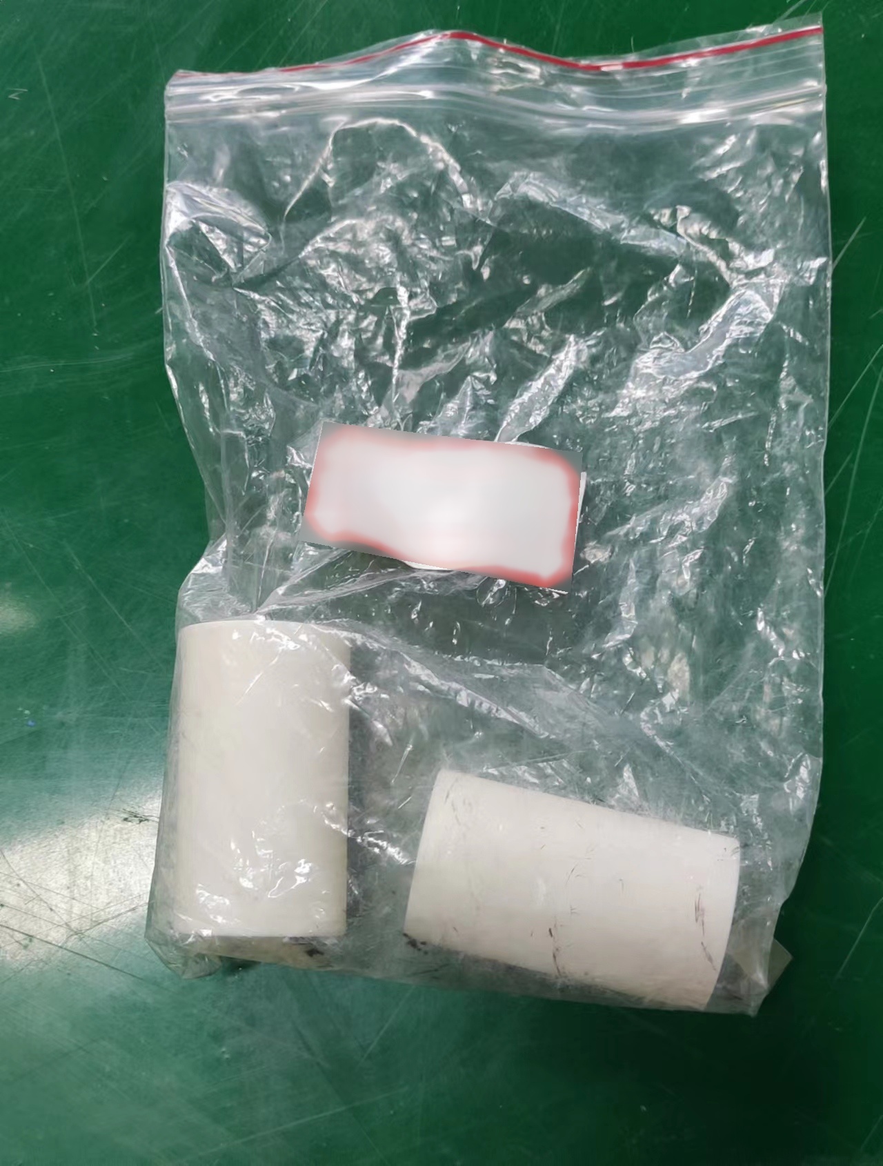 Photo Used VARIOUS Lot of equipment For Sale