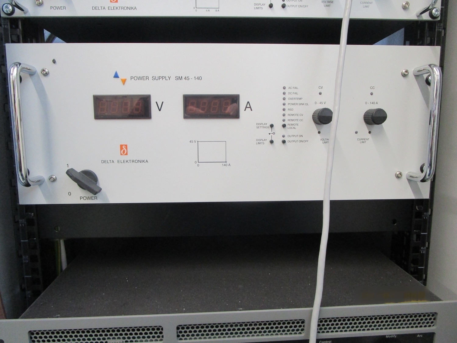 Photo Used VARIOUS Lot of equipment For Sale