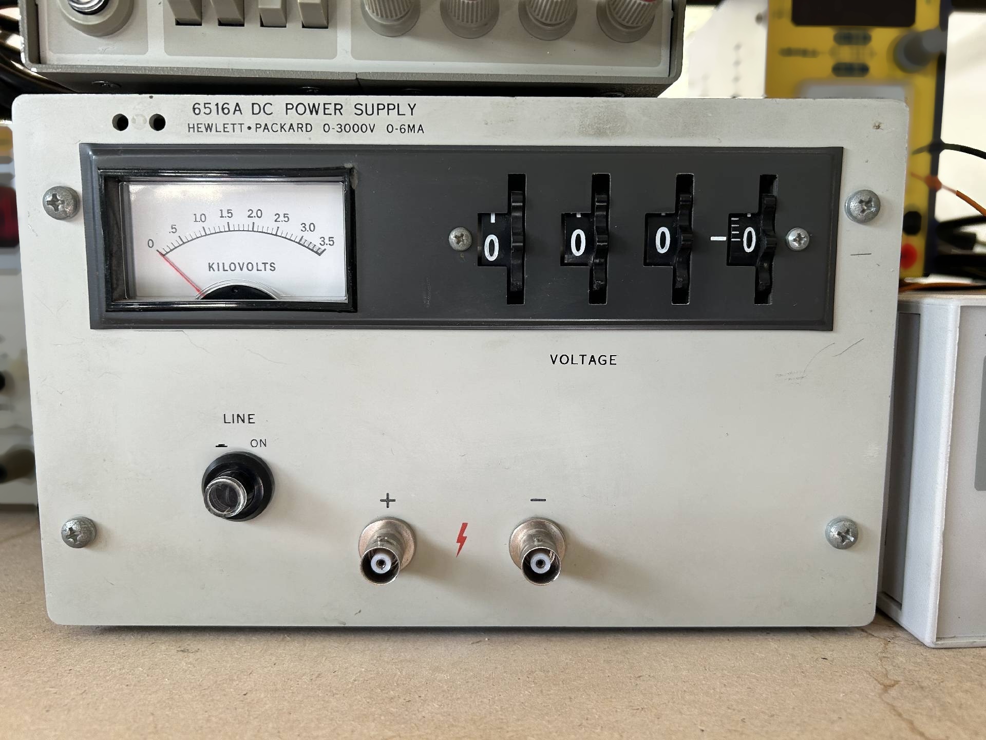 图为 已使用的 KEITHLEY 195A 待售