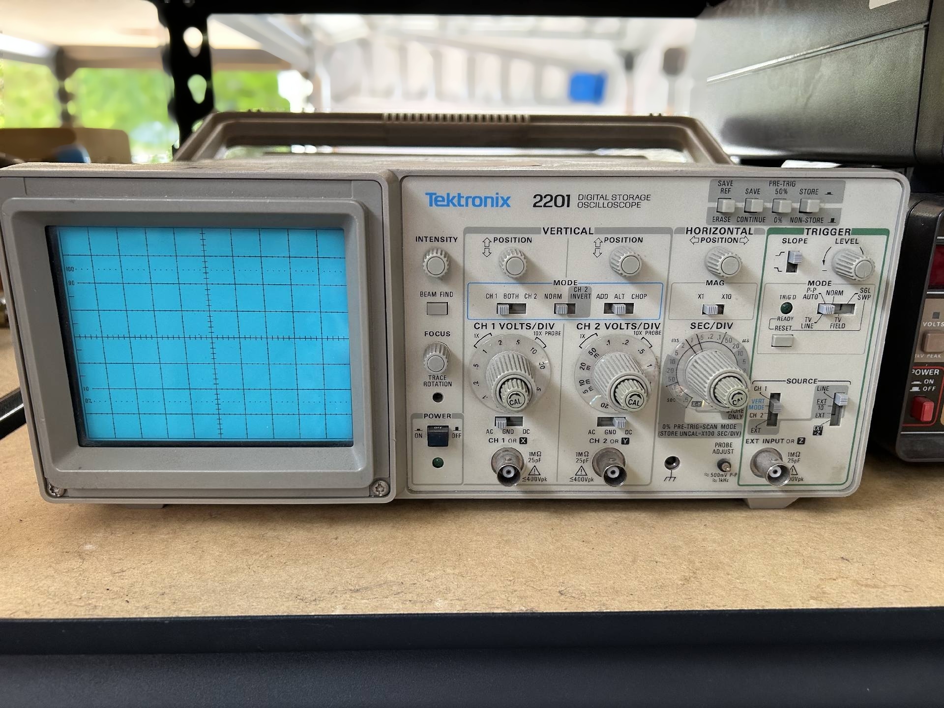 图为 已使用的 KEITHLEY 195A 待售