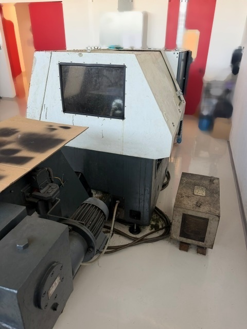 Photo Used VARIOUS Lot of equipment For Sale