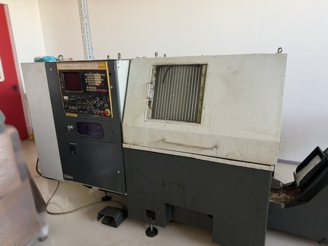 Photo Used VARIOUS Lot of equipment For Sale
