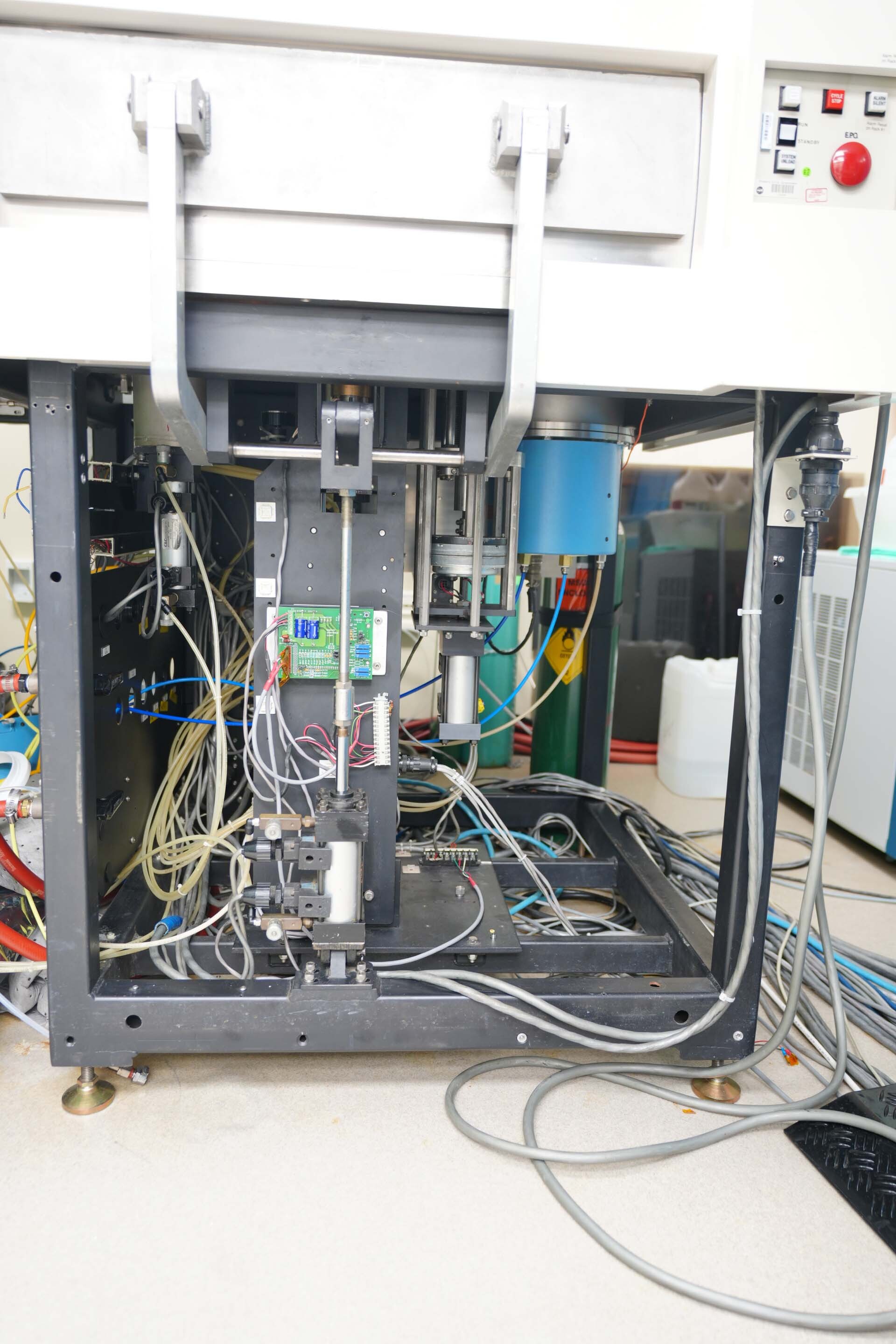 사진 사용됨 VARIOUS Lot of equipment 판매용