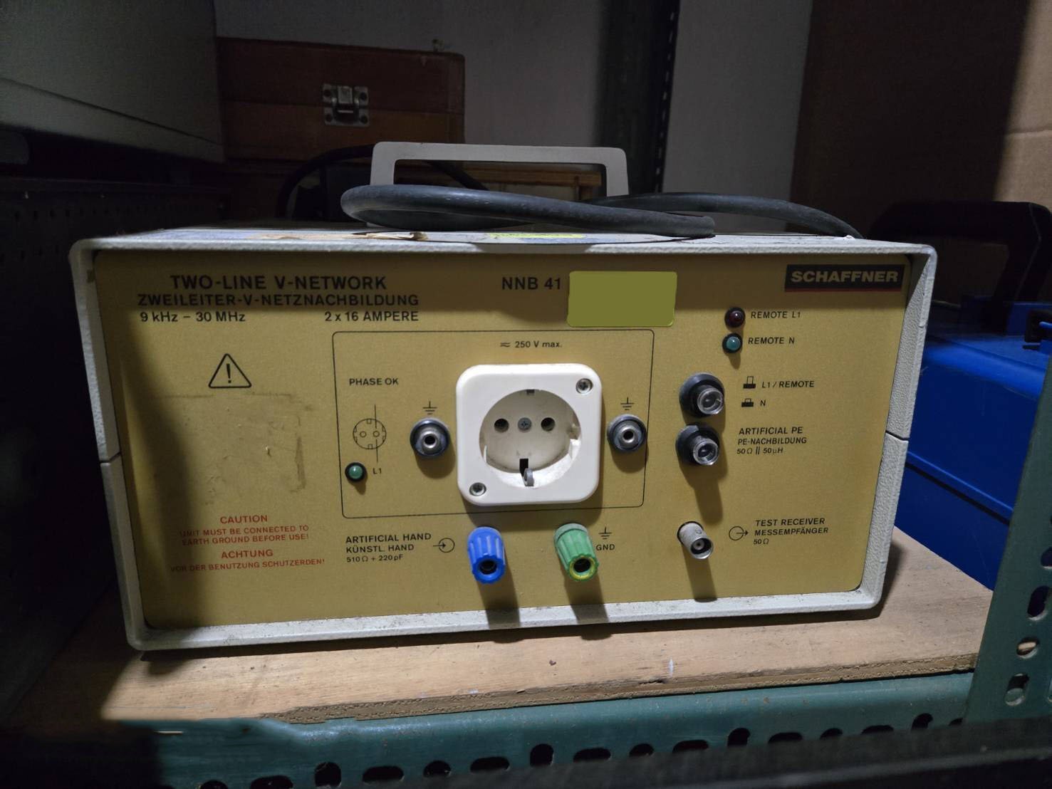 Photo Used VARIOUS Lot of electronic test equipment For Sale