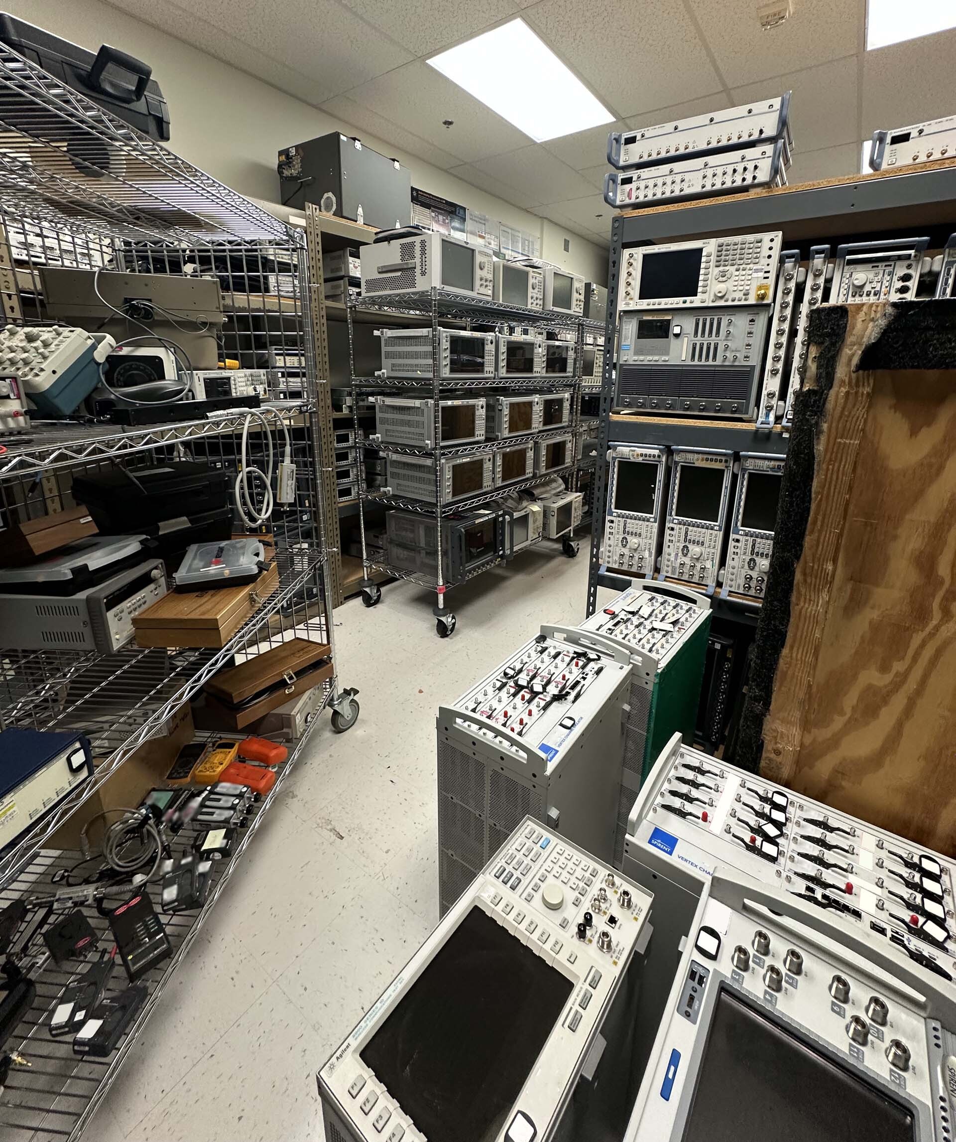 圖為 已使用的 VARIOUS Lot of equipment 待售
