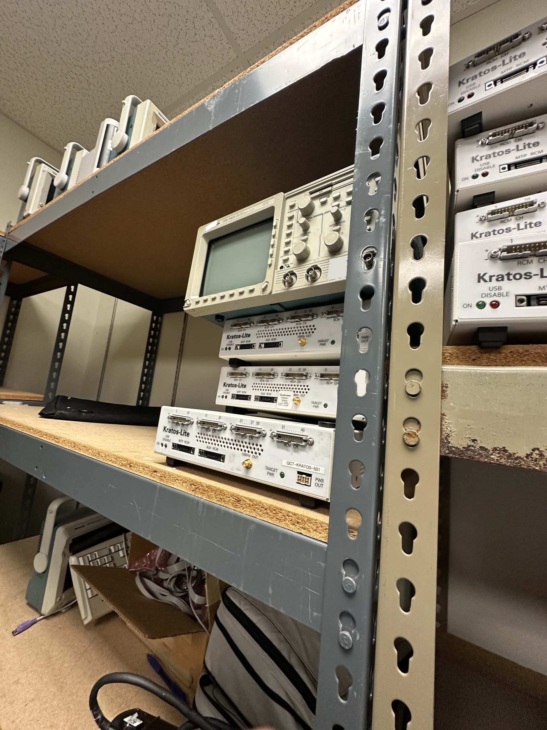 圖為 已使用的 VARIOUS Lot of equipment 待售