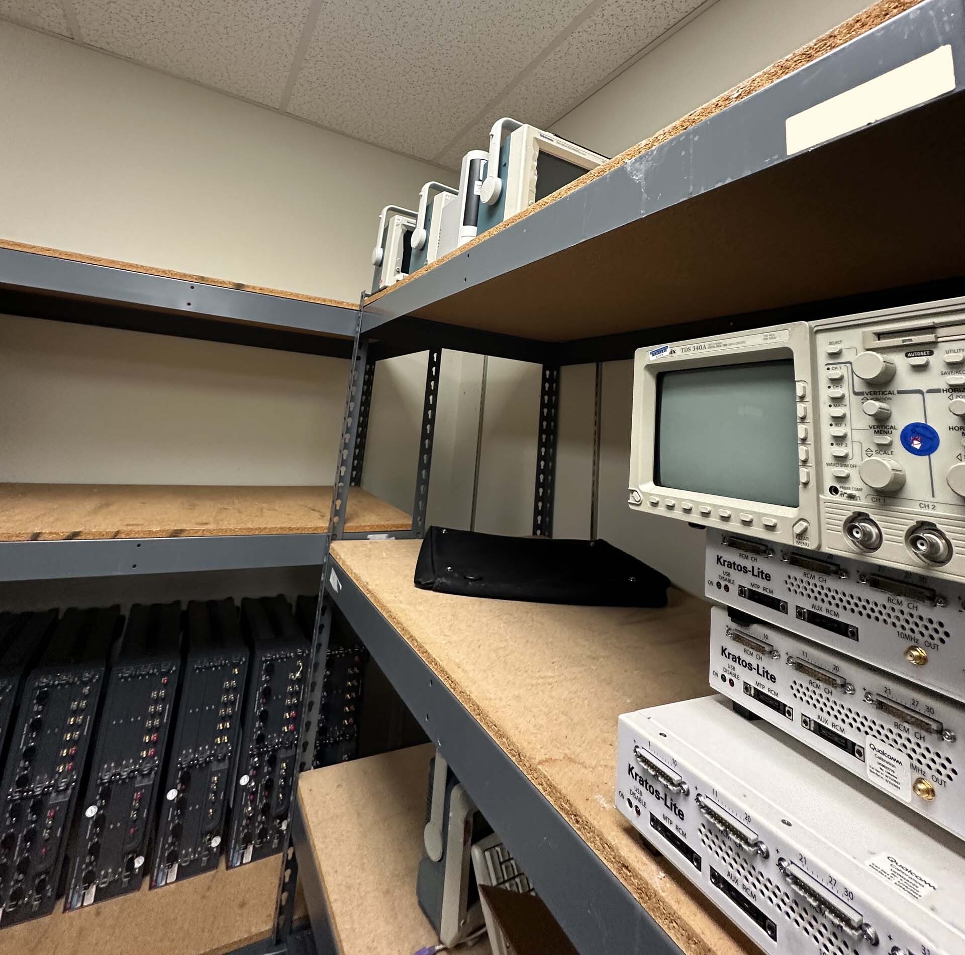 圖為 已使用的 VARIOUS Lot of equipment 待售