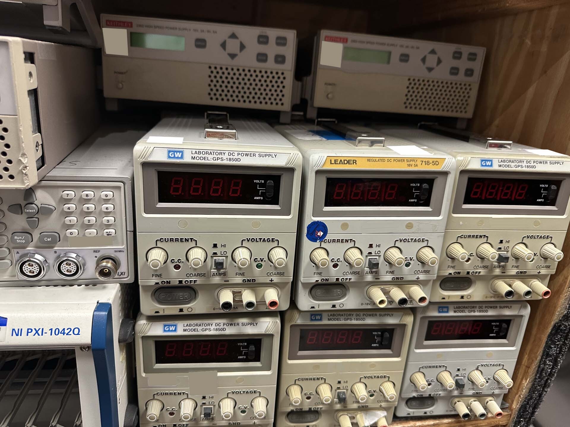 圖為 已使用的 VARIOUS Lot of equipment 待售