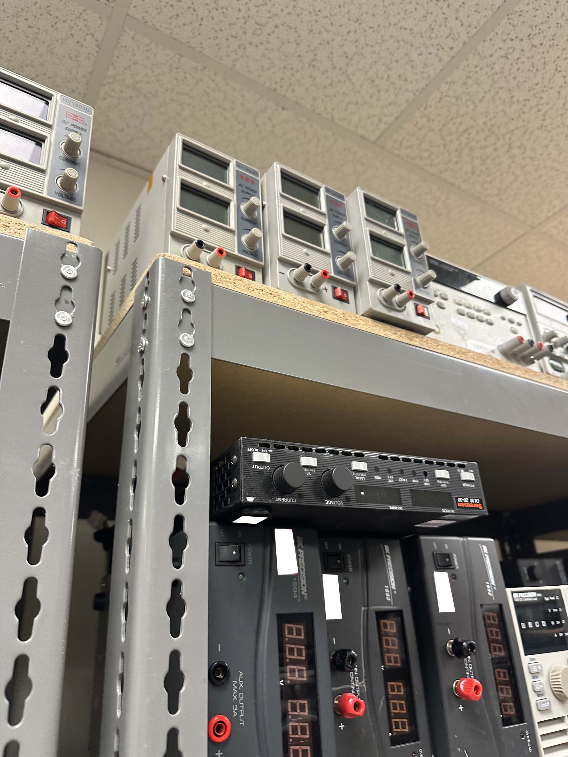 圖為 已使用的 VARIOUS Lot of equipment 待售