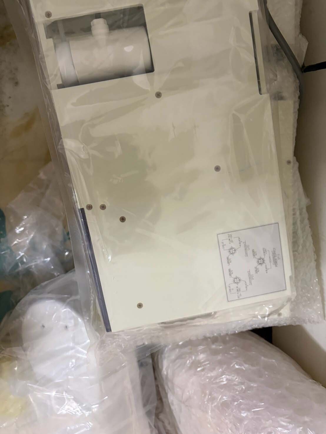 Photo Used VARIOUS Lot of spare parts For Sale