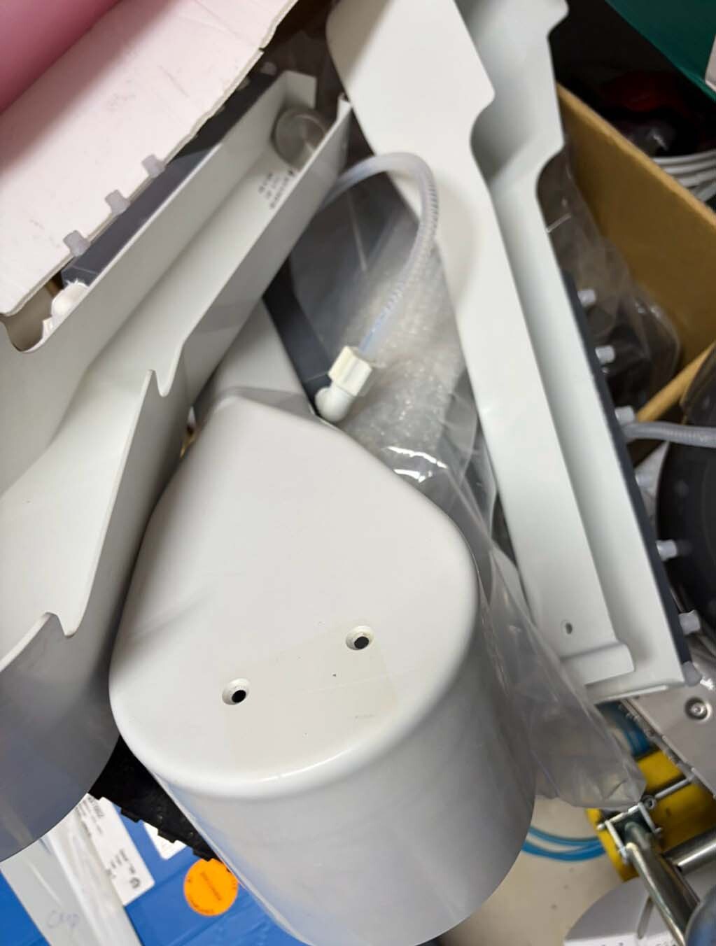 Photo Used VARIOUS Lot of spare parts For Sale