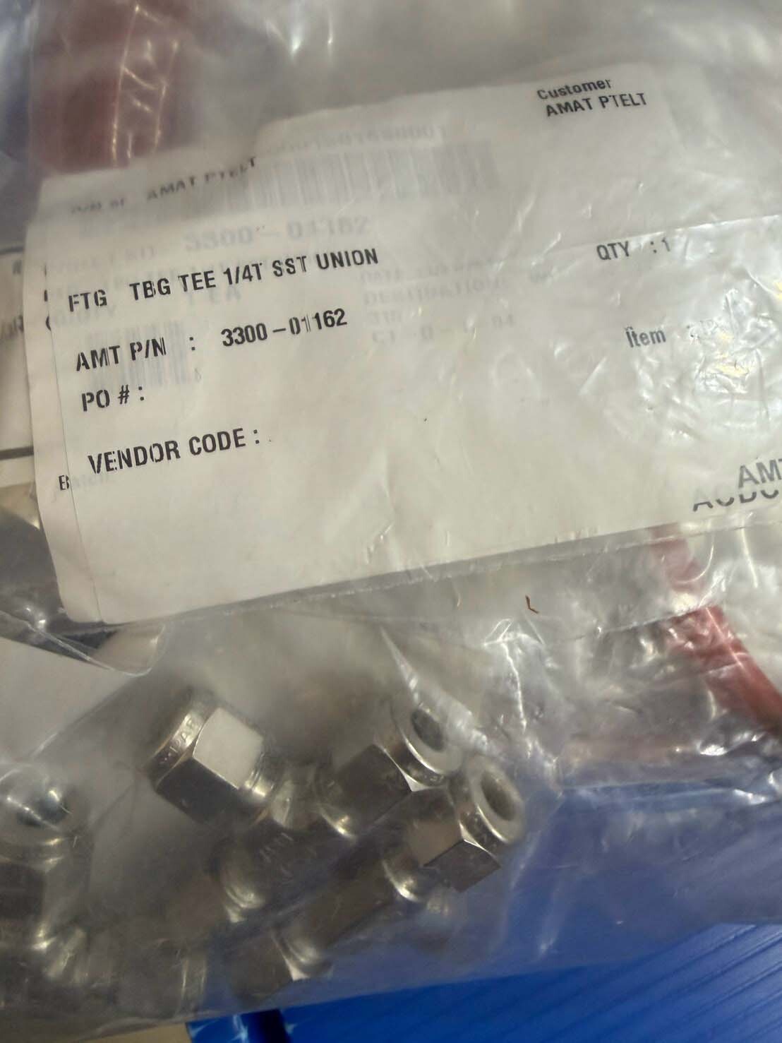 Photo Used VARIOUS Lot of spare parts For Sale