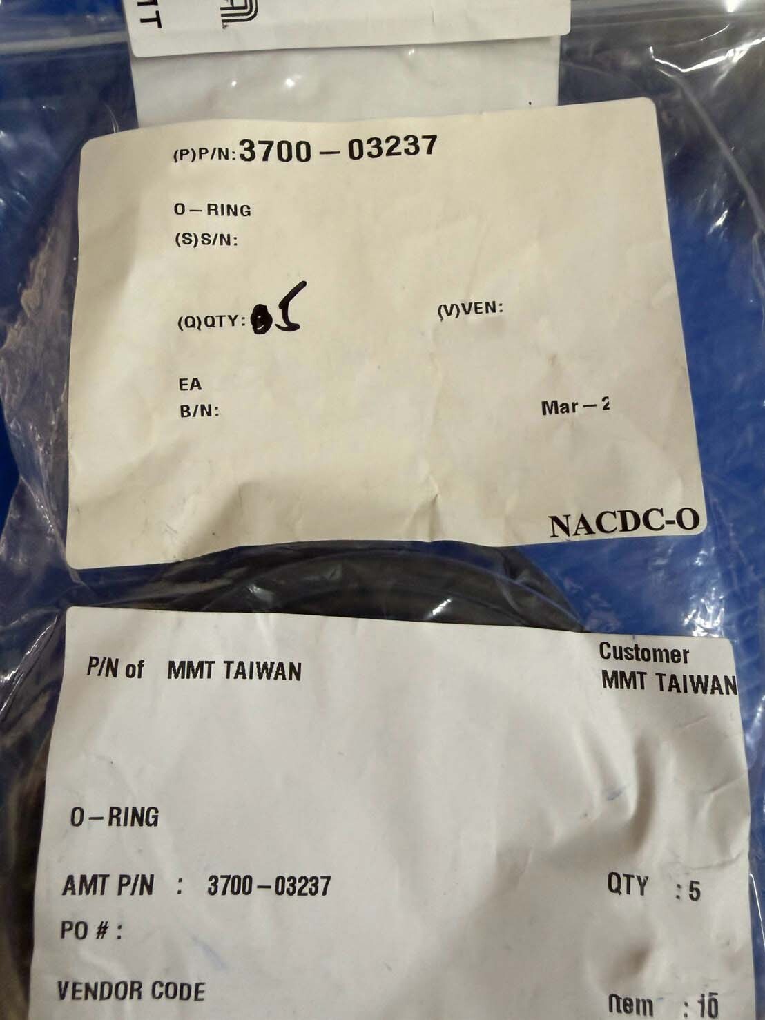 Photo Used VARIOUS Lot of spare parts For Sale