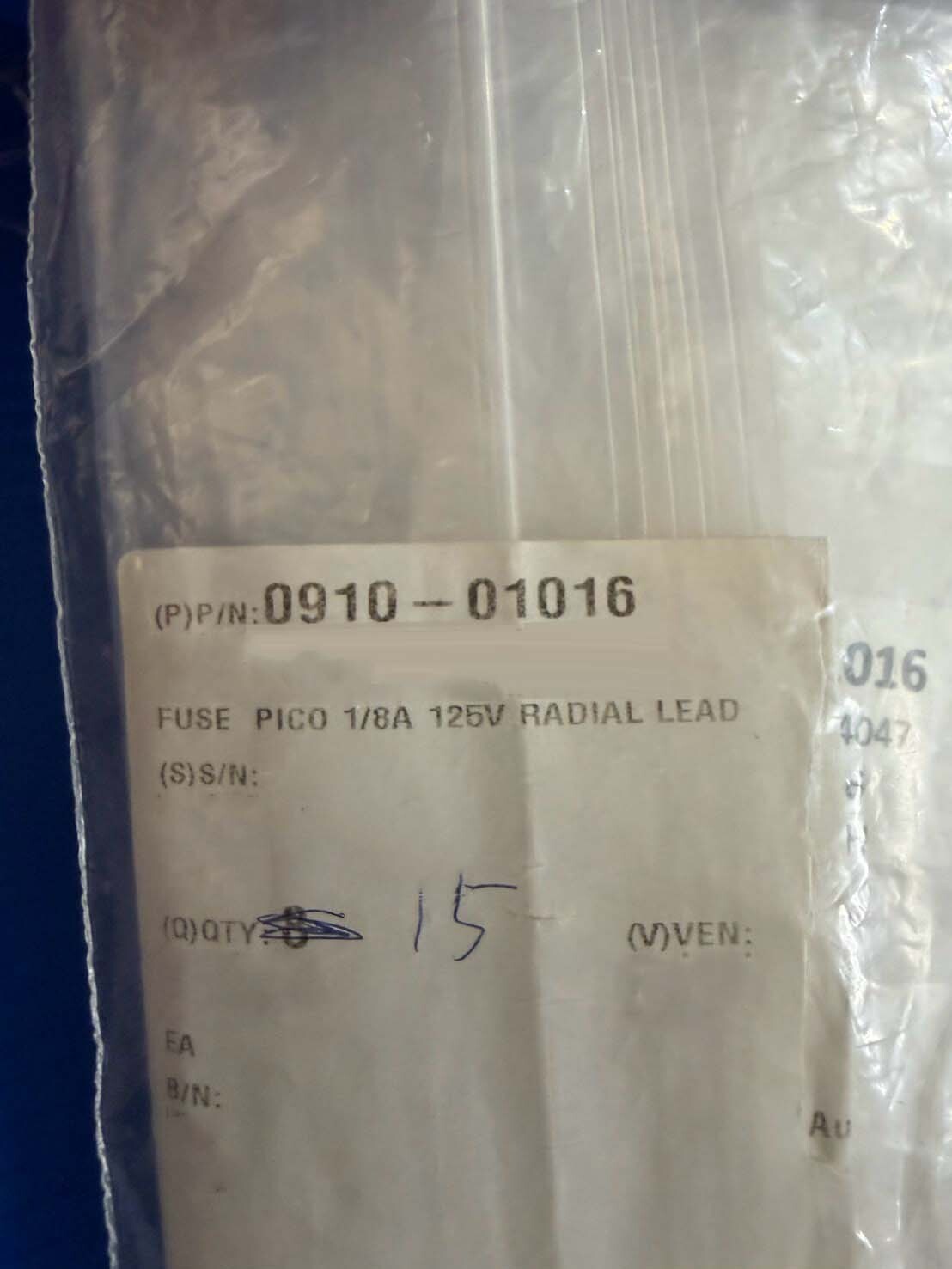 Photo Used VARIOUS Lot of spare parts For Sale