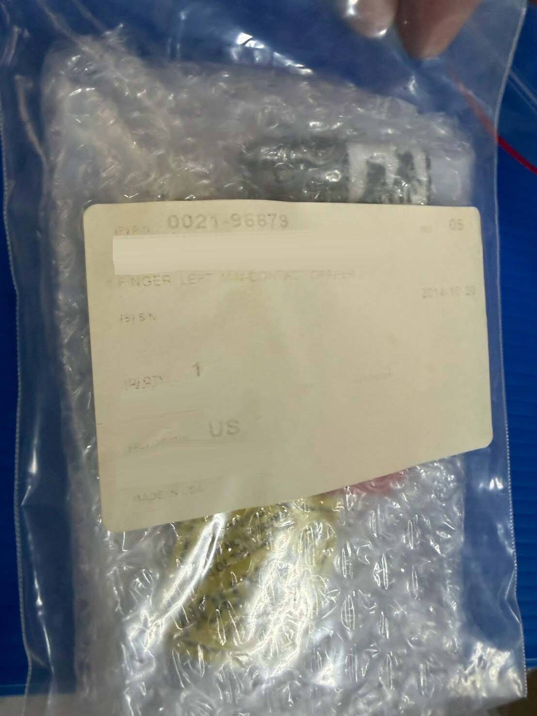 Photo Used VARIOUS Lot of spare parts For Sale