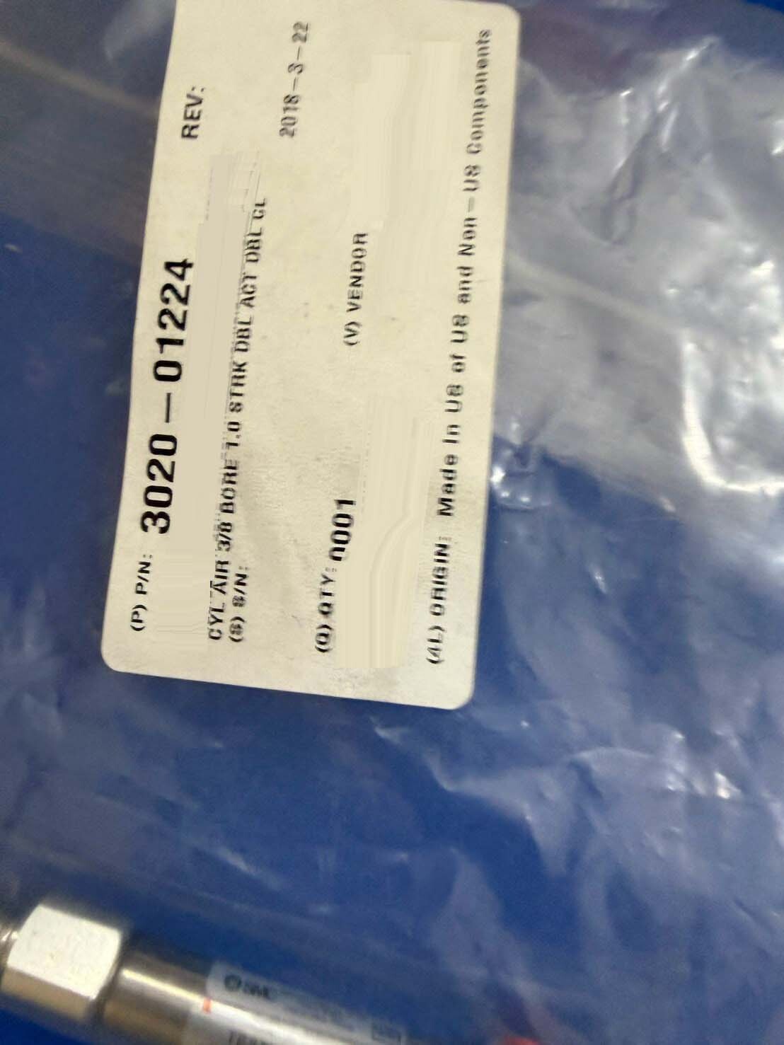 Photo Used VARIOUS Lot of spare parts For Sale