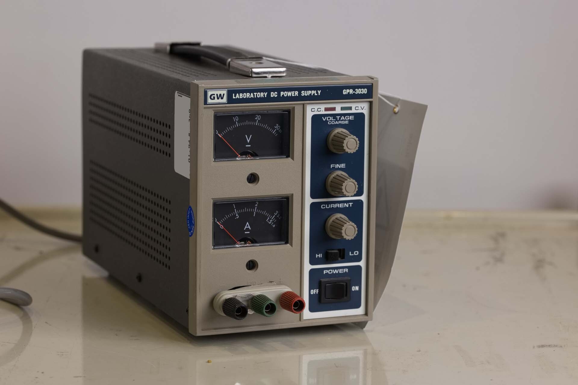 Photo Used VARIOUS Lot of equipment For Sale