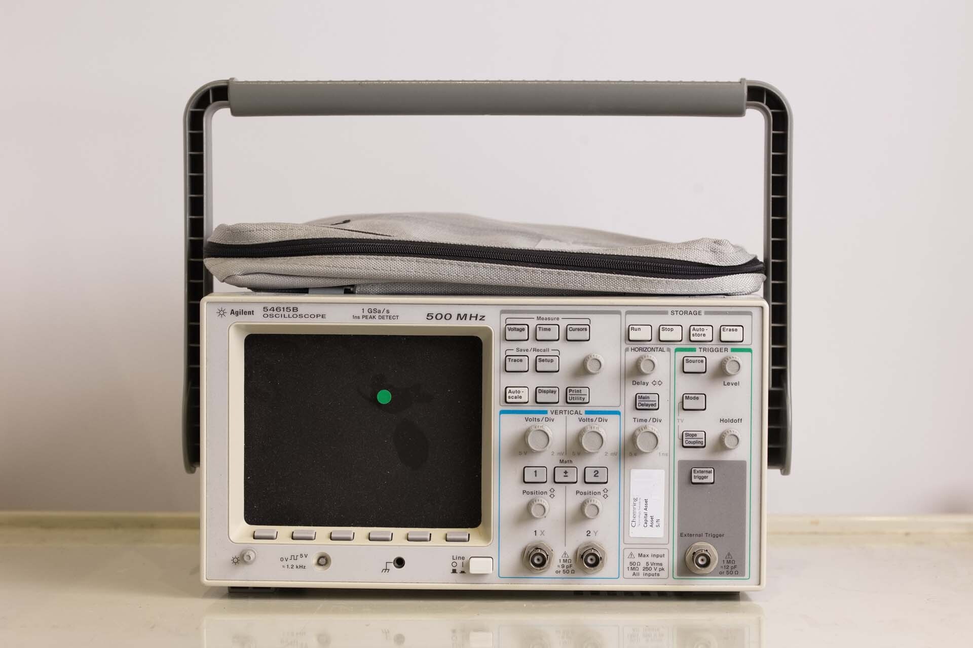 Photo Used VARIOUS Lot of equipment For Sale