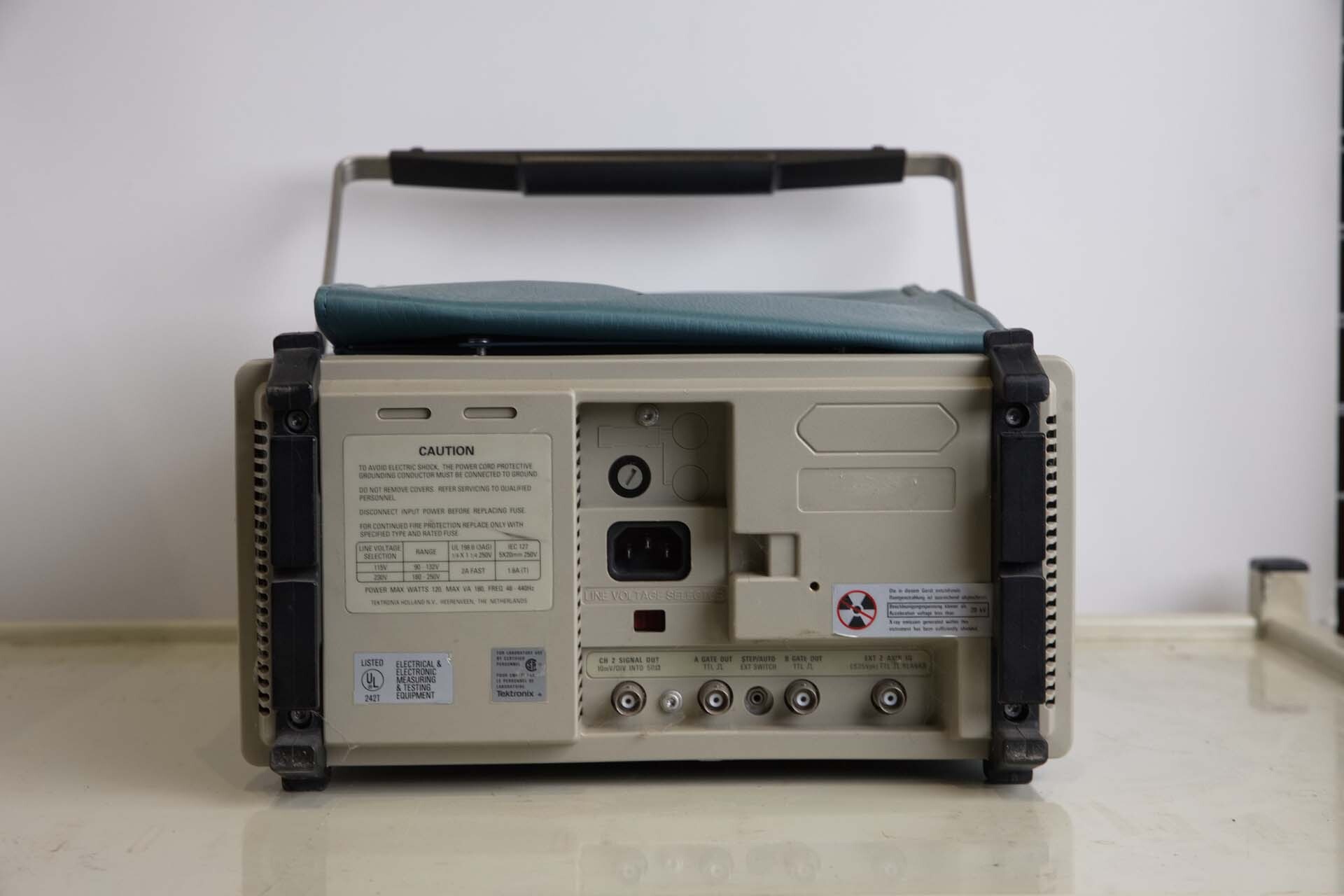 Photo Used VARIOUS Lot of equipment For Sale