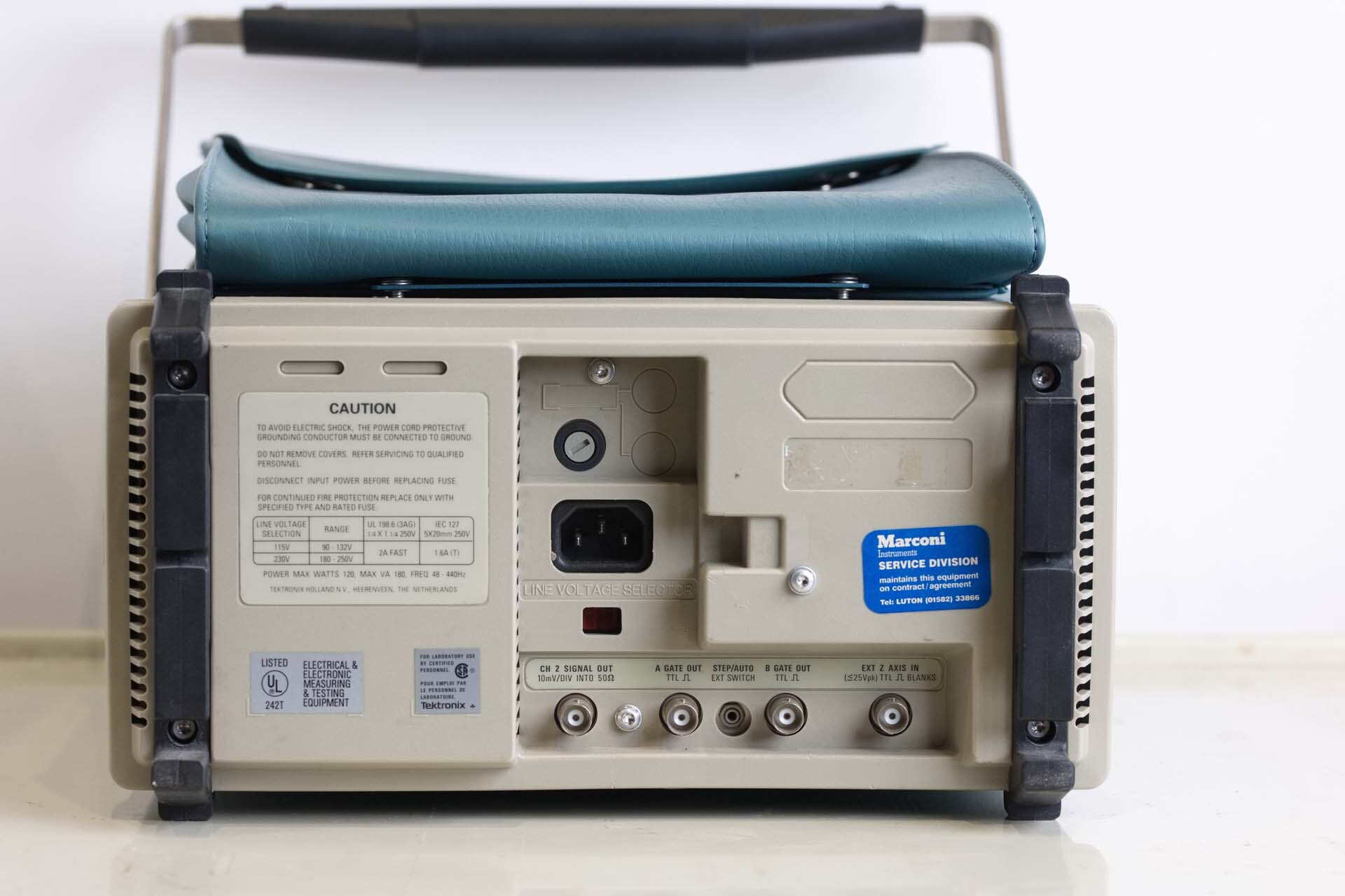 Photo Used VARIOUS Lot of equipment For Sale