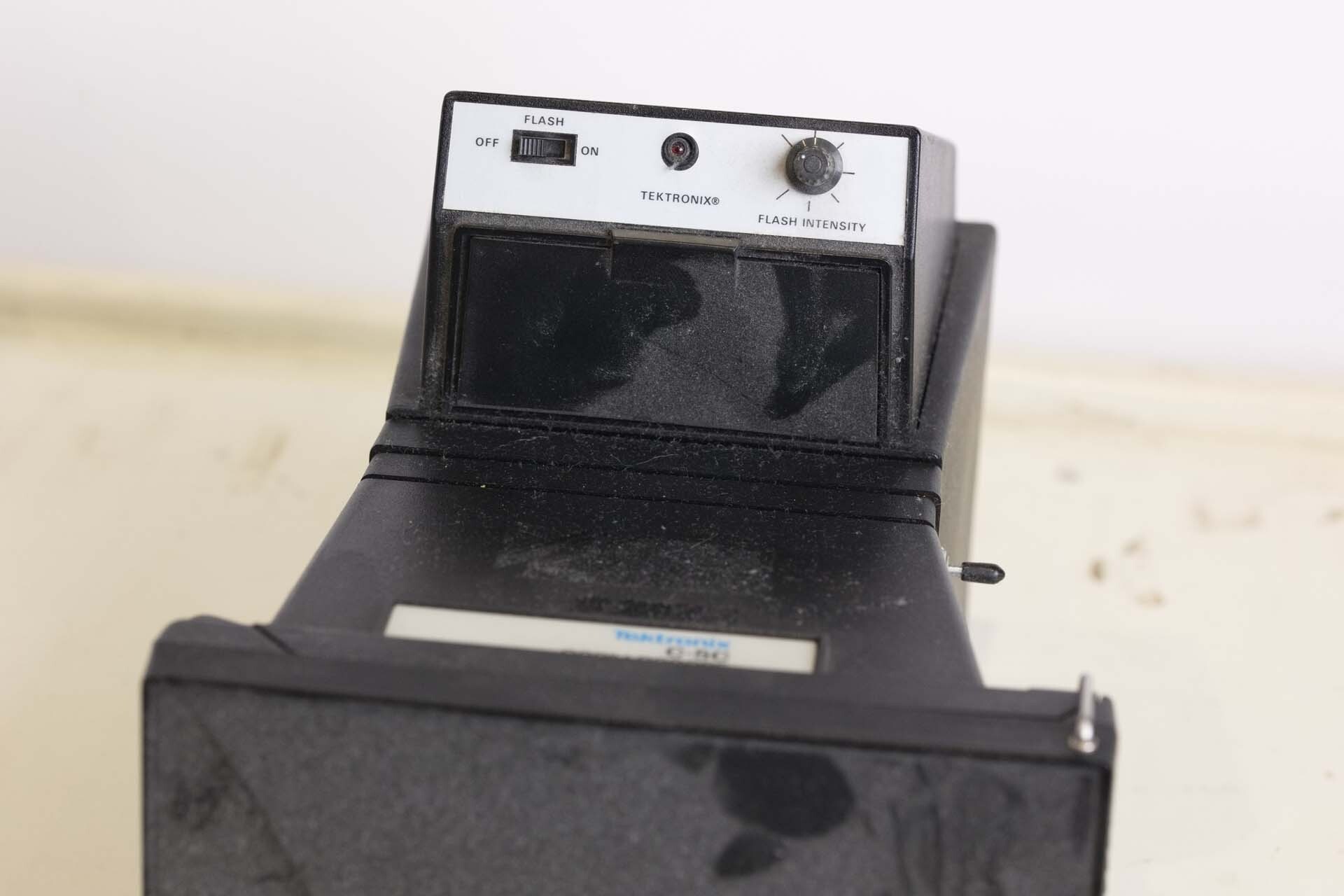 Photo Used VARIOUS Lot of equipment For Sale