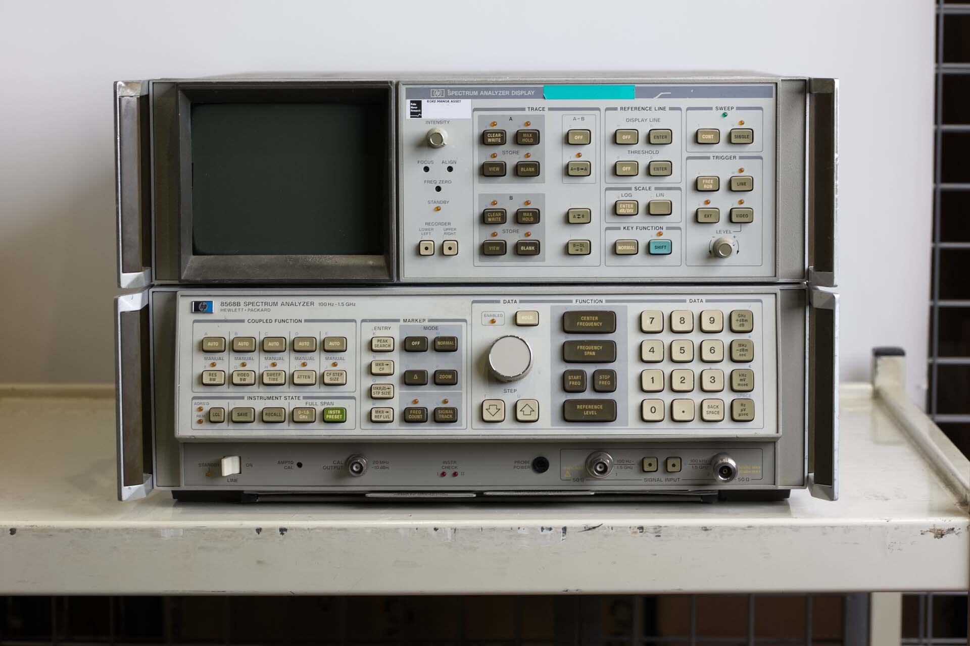 Photo Used VARIOUS Lot of equipment For Sale