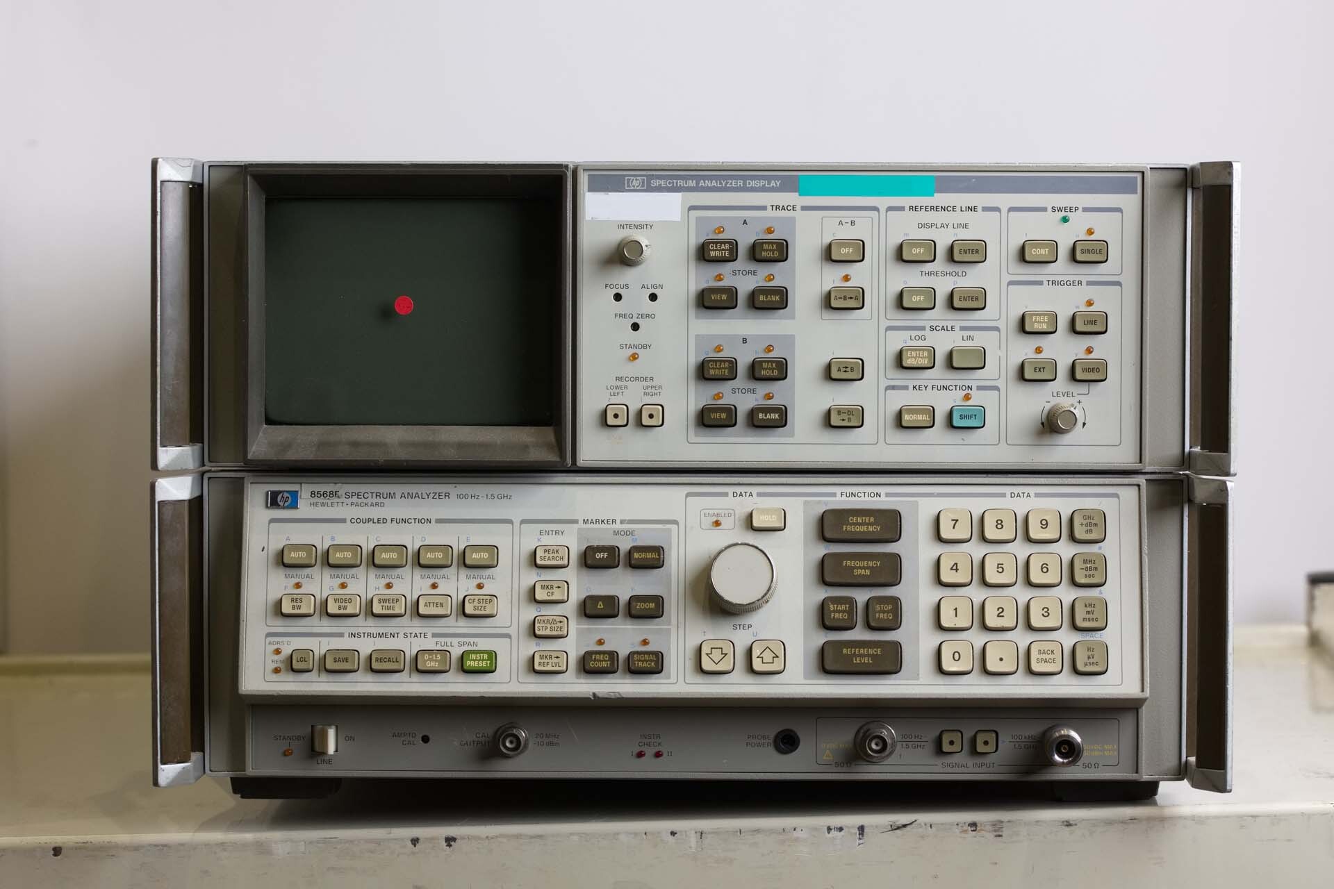 Photo Used VARIOUS Lot of equipment For Sale