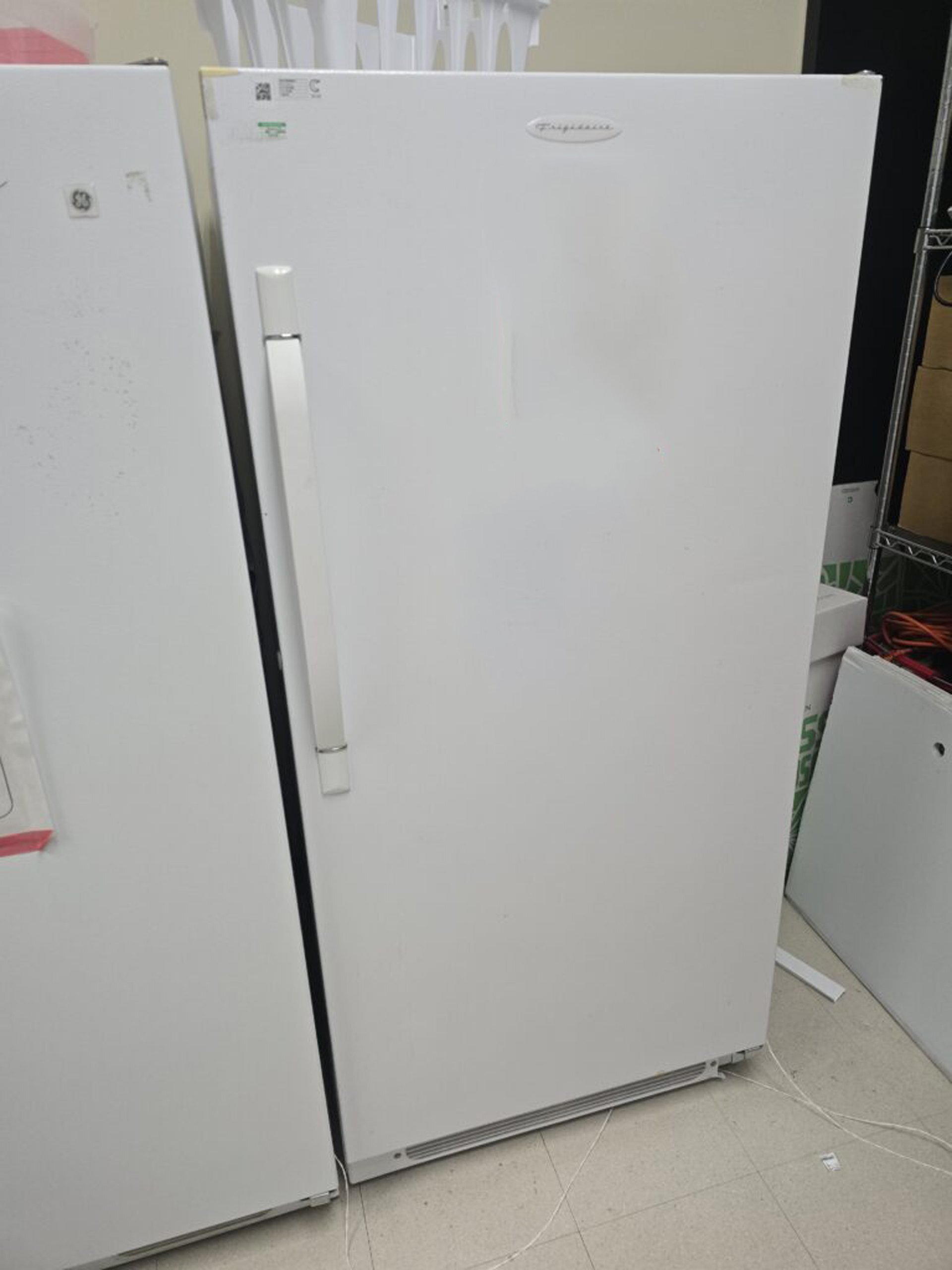 Photo Used VARIOUS Lot of equipment For Sale