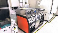 Photo Used VARIOUS Lot of lab equipment and accessories For Sale