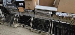 VARIOUS Lot of feeders and tables