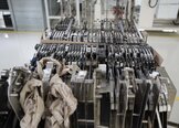 VARIOUS Lot of feeders