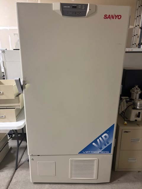 フォト（写真） 使用される VARIOUS Lot of freezer 販売のために