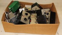 图为 已使用的 VARIOUS Lot of misc laboratory equipment 待售