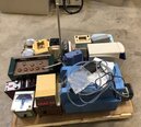 사진 사용됨 VARIOUS Lot of laboratory equipment 판매용