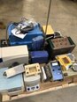 사진 사용됨 VARIOUS Lot of laboratory equipment 판매용