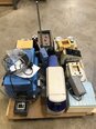 圖為 已使用的 VARIOUS Lot of laboratory equipment 待售