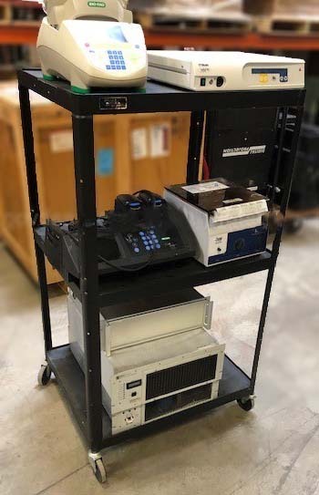 圖為 已使用的 VARIOUS Lot of laboratory equipment 待售