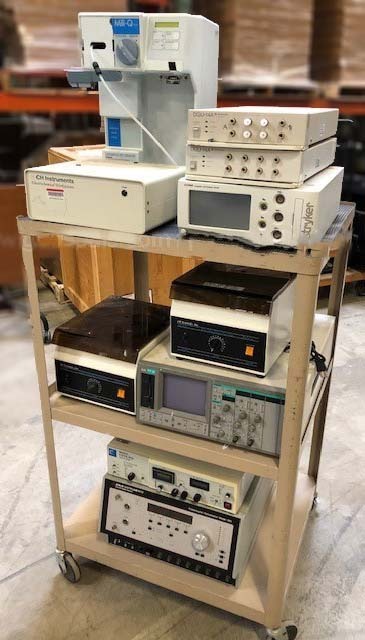 사진 사용됨 VARIOUS Lot of laboratory equipment 판매용