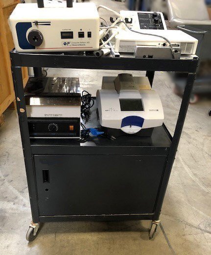 Photo Used VARIOUS Lot of laboratory equipment For Sale