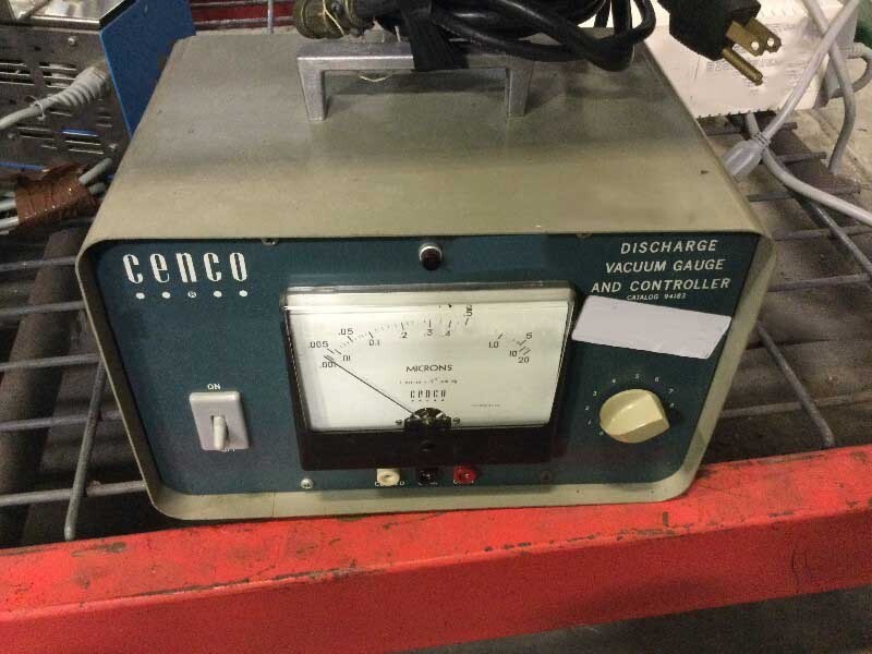 图为 已使用的 VARIOUS Lot of laboratory equipment 待售