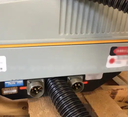 Photo Used VARIOUS Lot of laser equipment For Sale