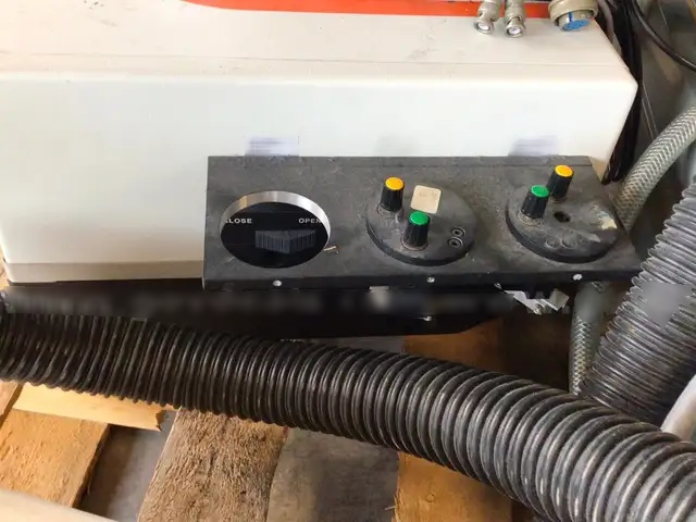 Photo Used VARIOUS Lot of laser equipment For Sale