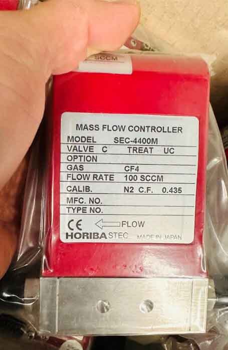 사진 사용됨 VARIOUS Lot of Mass Flow Controllers (MFC) 판매용