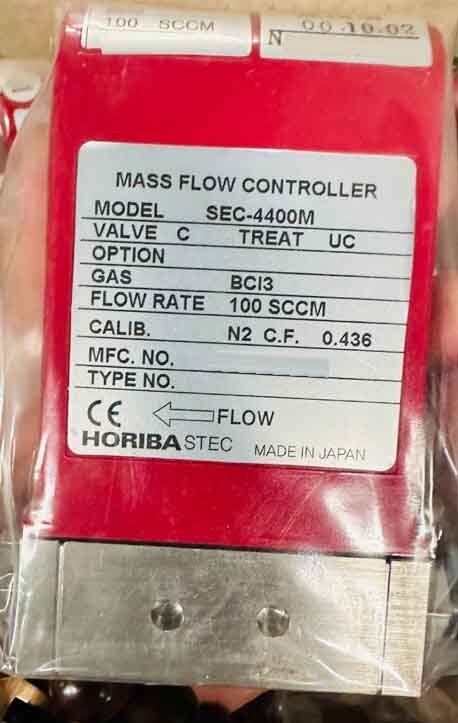 Foto Verwendet VARIOUS Lot of Mass Flow Controllers (MFC) Zum Verkauf
