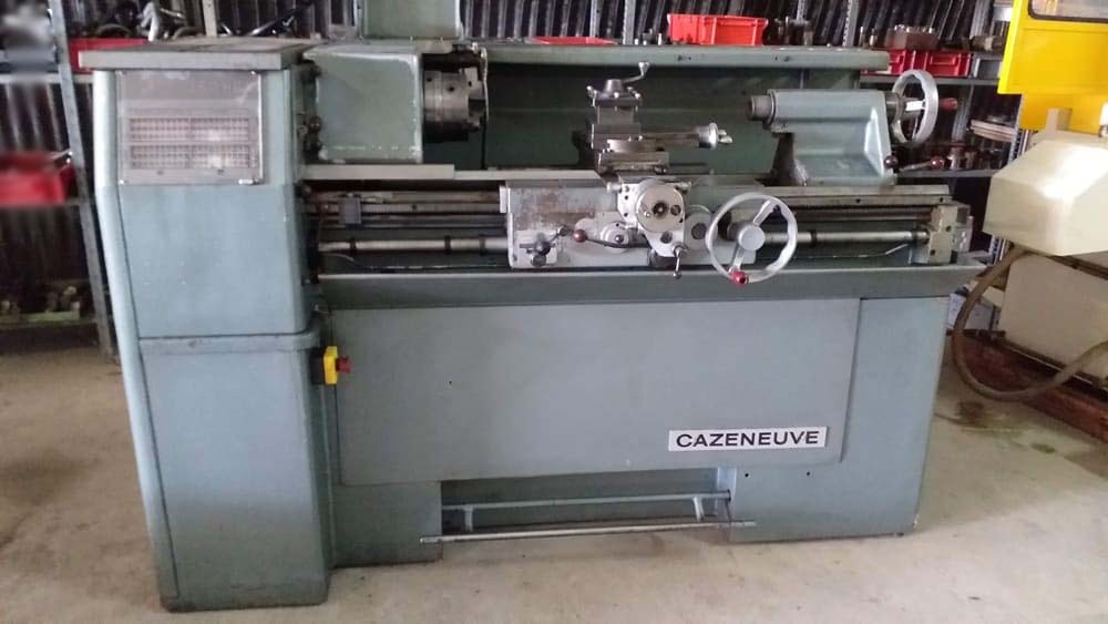 Photo Used VARIOUS Lot of milling machines For Sale