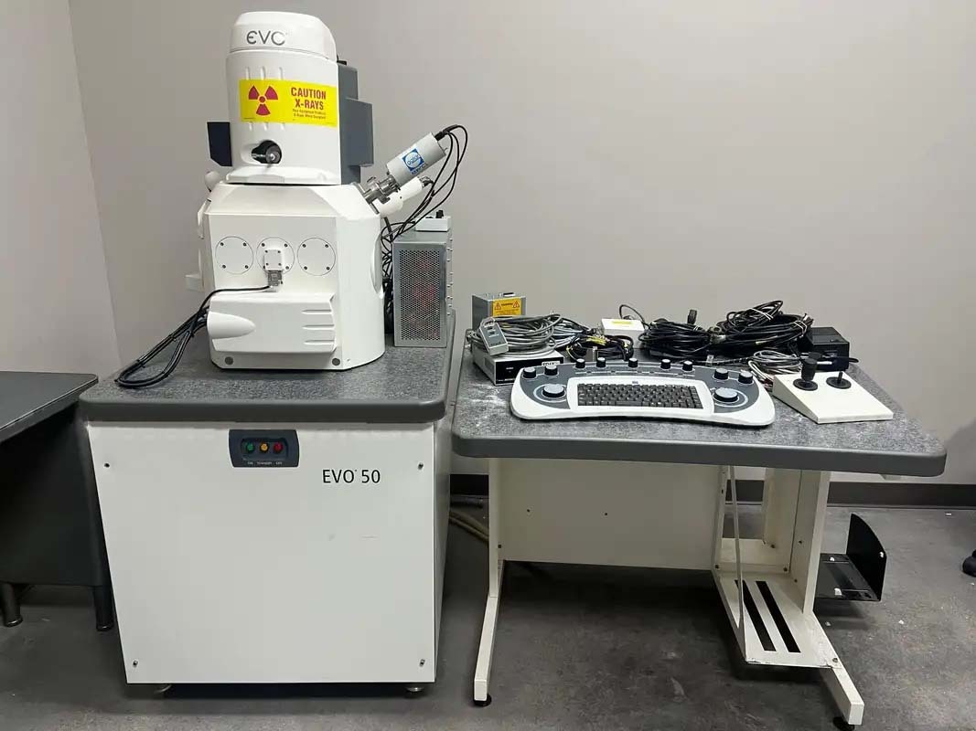 Photo Utilisé VARIOUS Lot of misc laboratory equipment À vendre