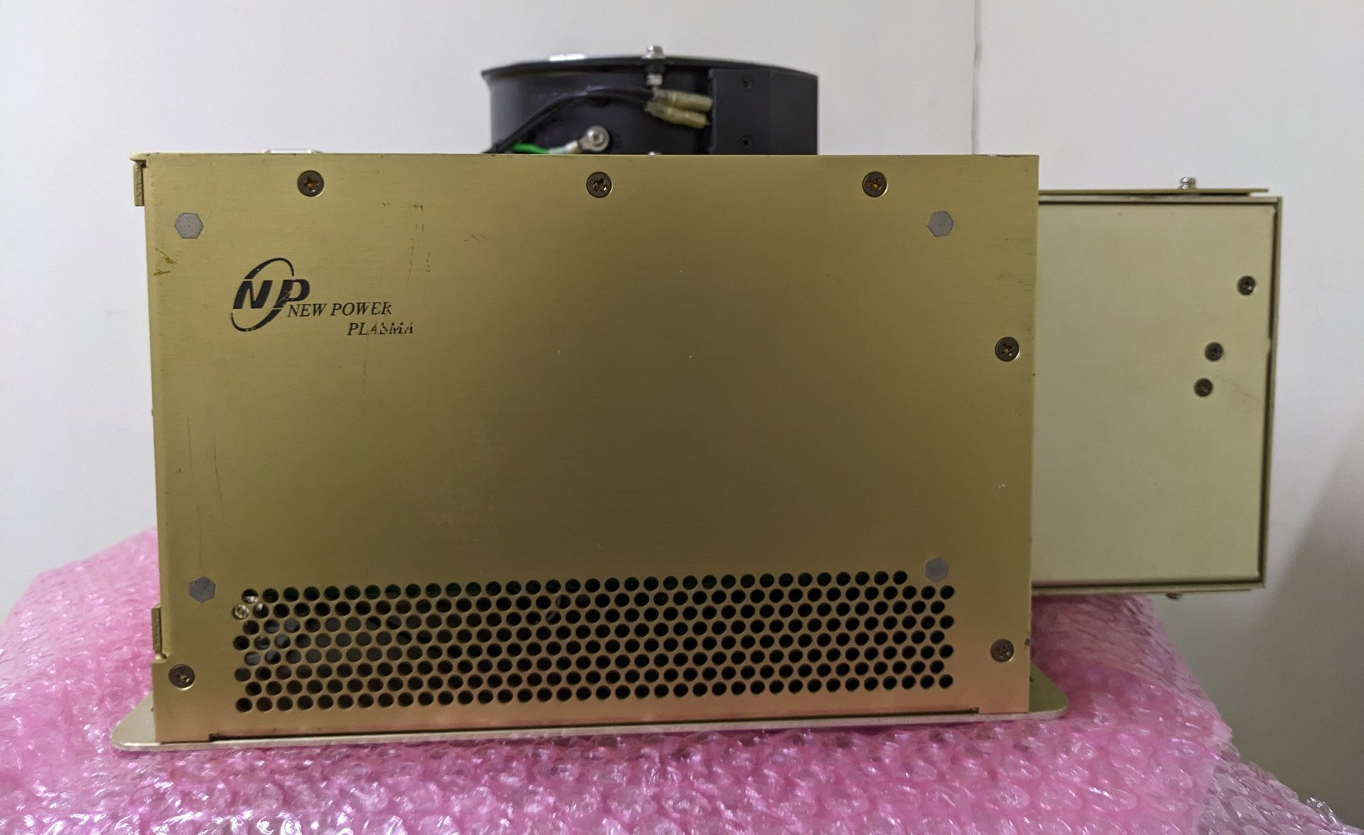 Photo Used VARIOUS Lot of power supplies For Sale