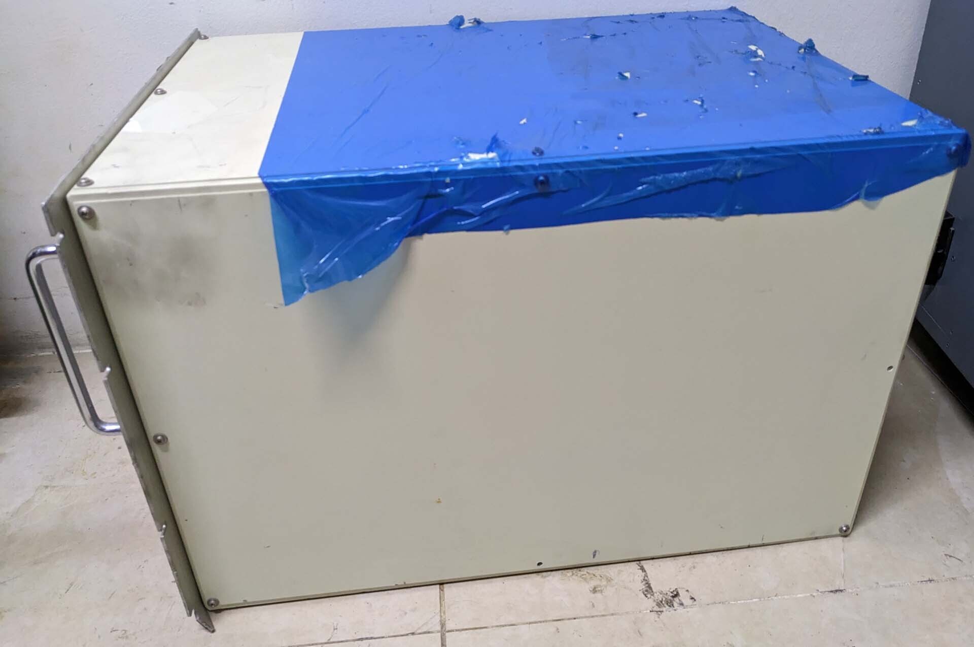 Photo Used VARIOUS Lot of power supplies For Sale