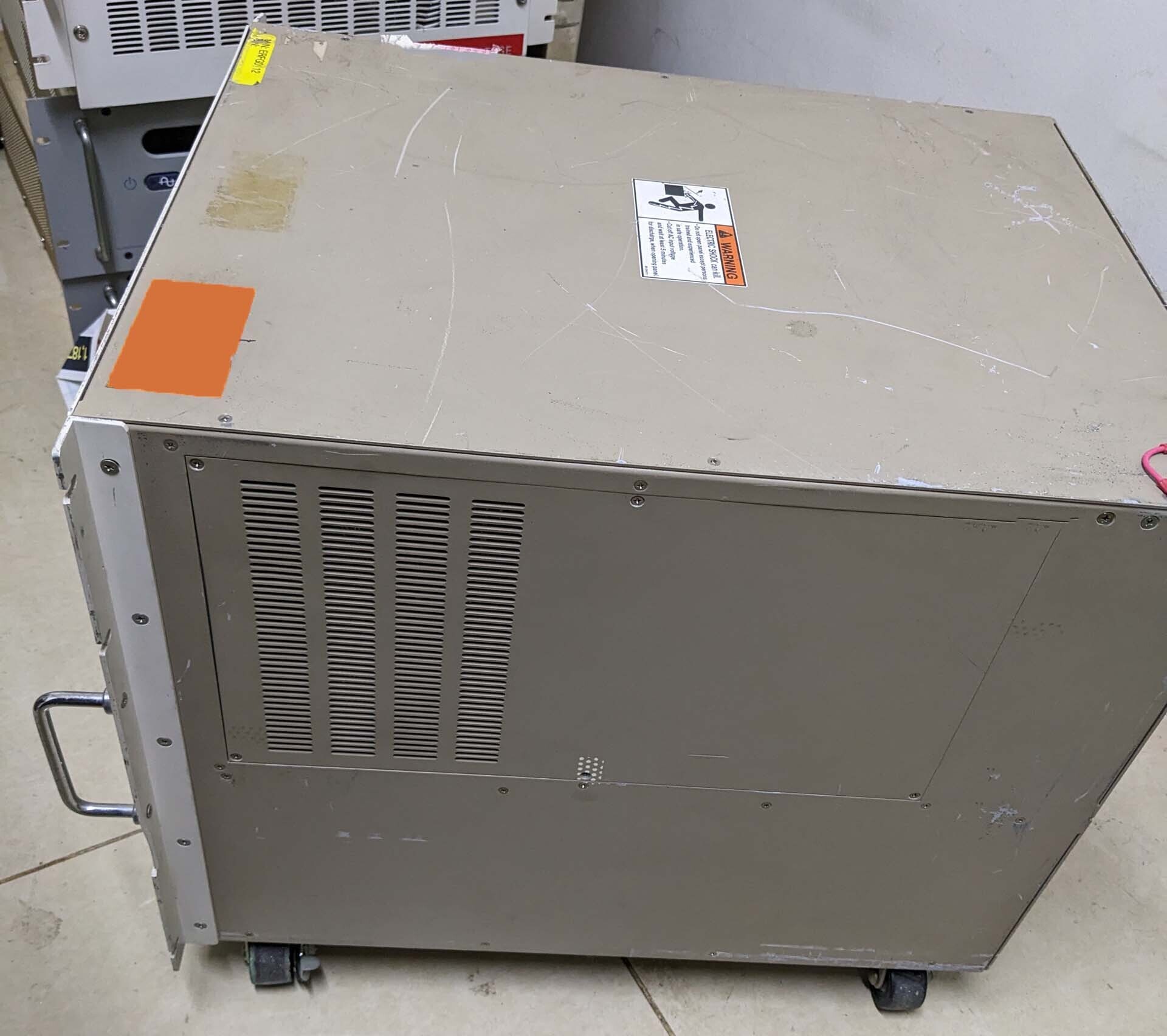 Photo Used VARIOUS Lot of power supplies For Sale